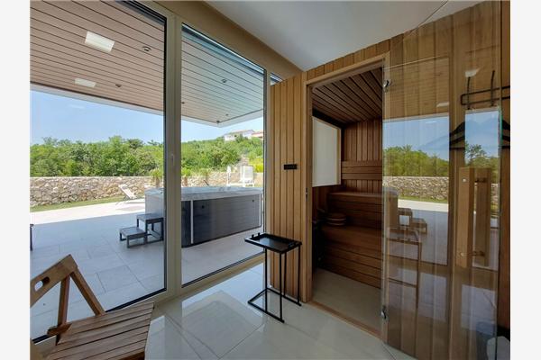 House K1, for 10 persons