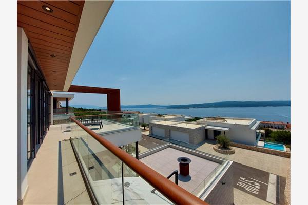 House K1, for 10 persons