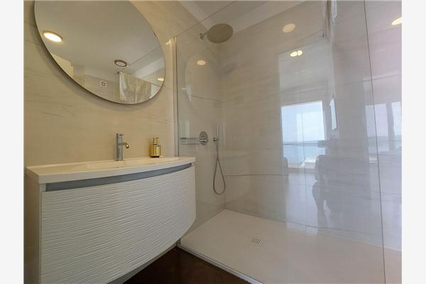 House K1, for 10 persons