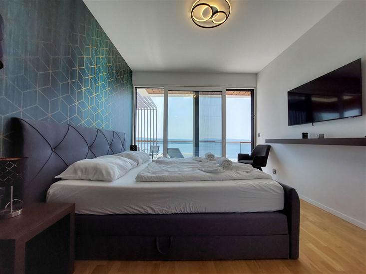 House K1, for 10 persons