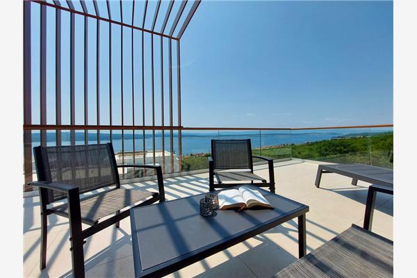 House K1, for 10 persons