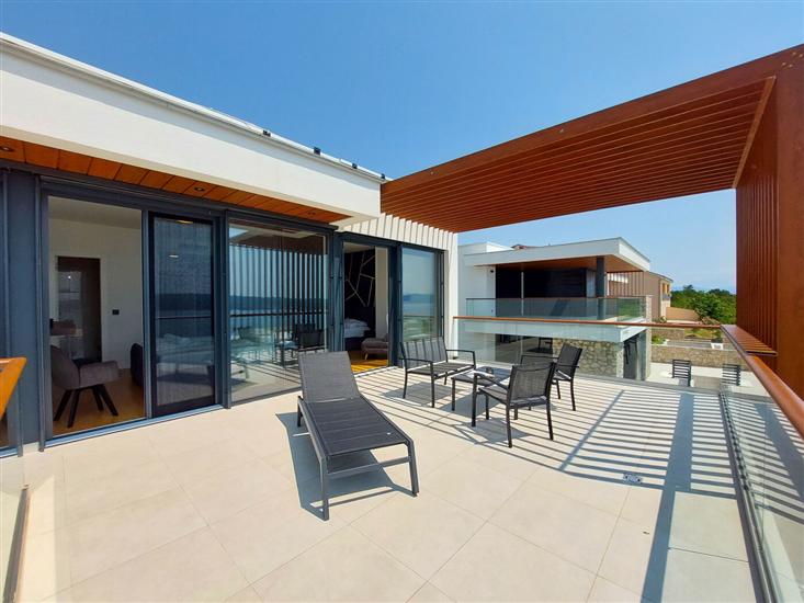 House K1, for 10 persons