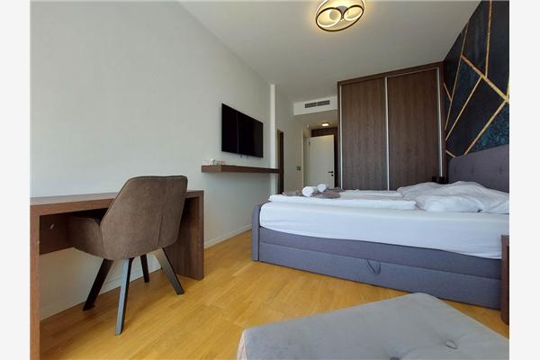 House K1, for 10 persons