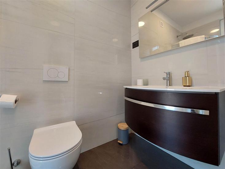 House K1, for 10 persons