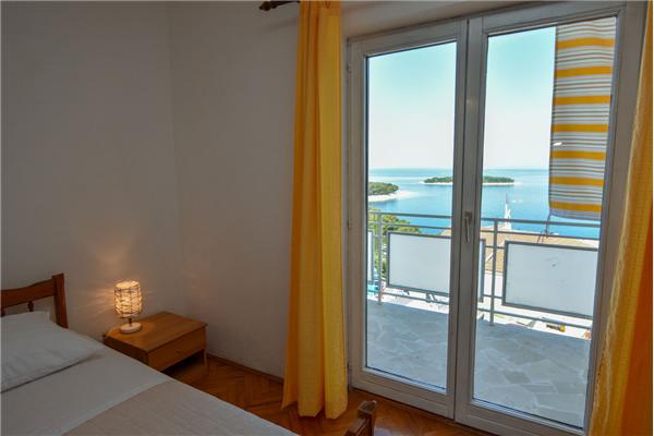 Apartment A1, for 8 persons