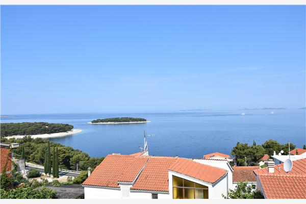 Apartment A1, for 8 persons