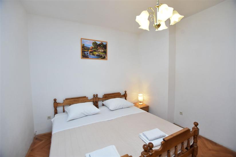 Apartment A1, for 8 persons