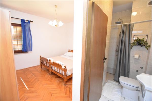 Apartment A1, for 8 persons