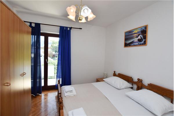 Apartment A1, for 8 persons