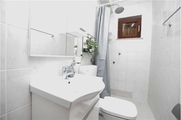 Apartment A1, for 8 persons