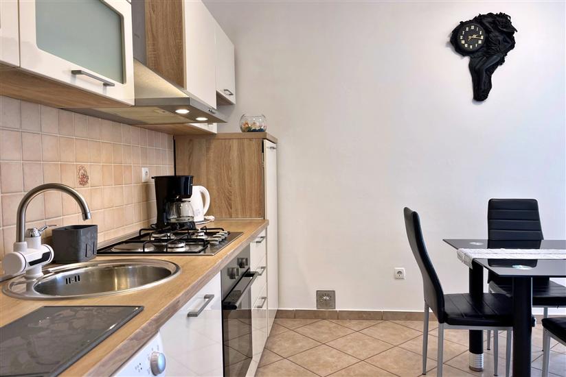 Apartment A1, for 6 persons