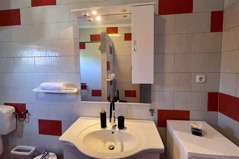 Apartment A1, for 6 persons