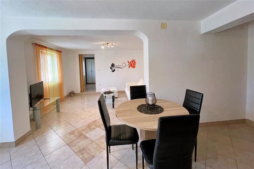 Apartment A2, for 3 persons