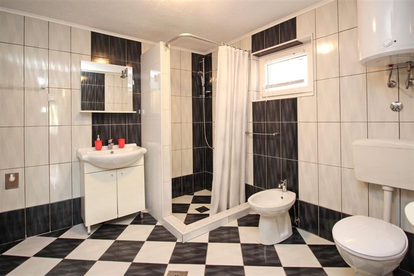 Apartment A2, for 3 persons