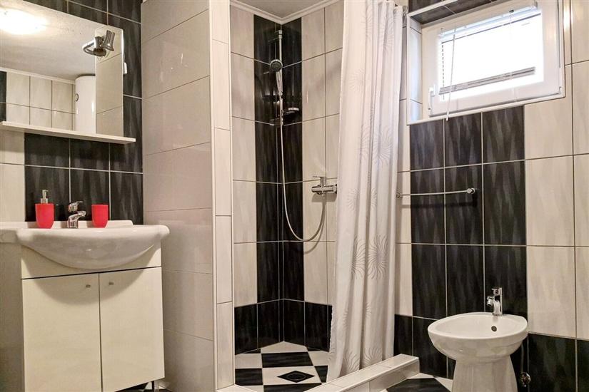 Apartment A2, for 3 persons