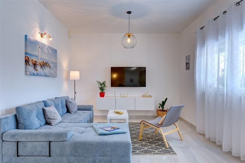 Apartment A1, for 5 persons