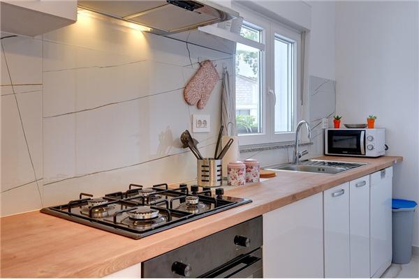 Apartment A1, for 5 persons