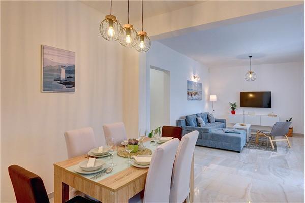 Apartment A1, for 5 persons