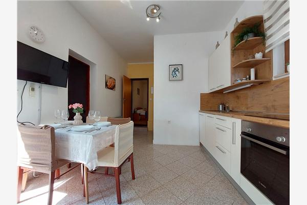 Apartment A2, for 4 persons