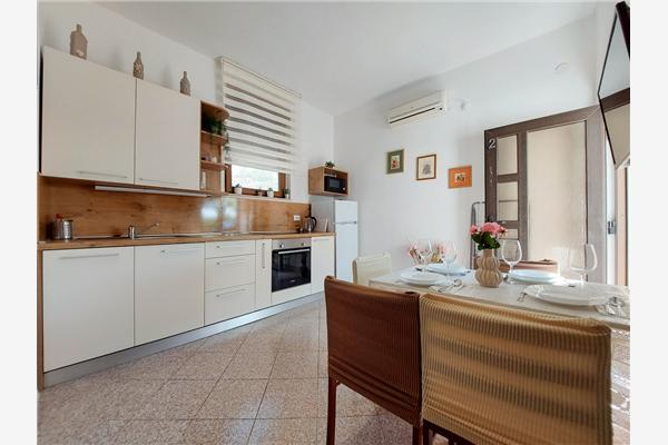 Apartment A2, for 4 persons