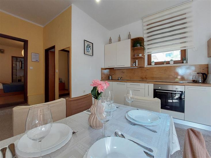 Apartment A2, for 4 persons