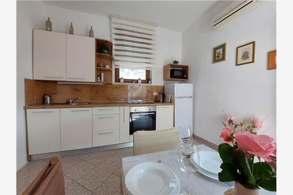 Apartment A2, for 4 persons