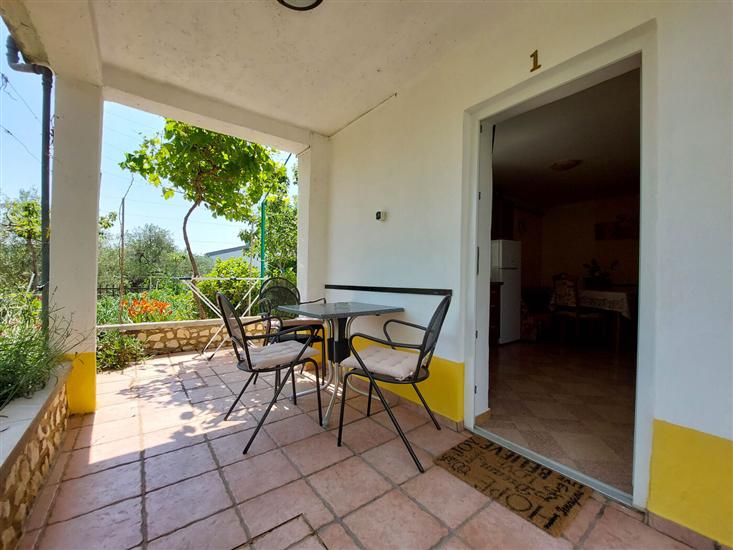 Apartment A1, for 3 persons