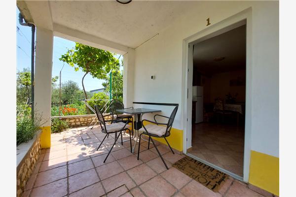 Apartment A1, for 3 persons