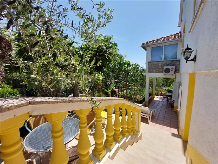 Apartment A1, for 3 persons