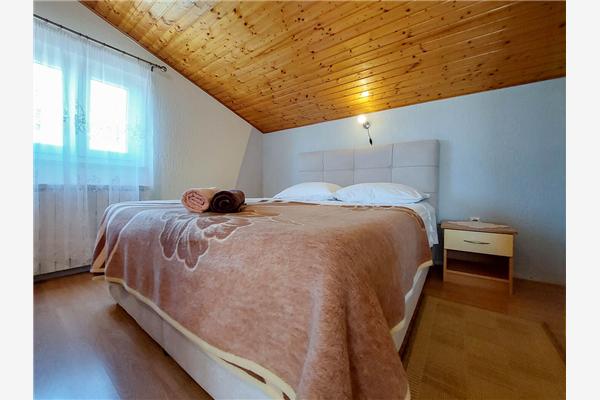 Apartment A2, for 6 persons