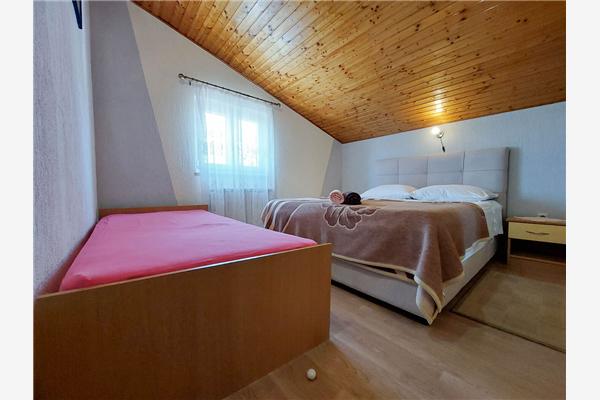 Apartment A2, for 6 persons