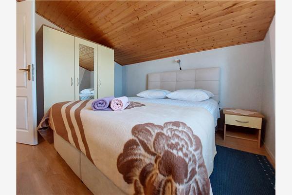 Apartment A2, for 6 persons