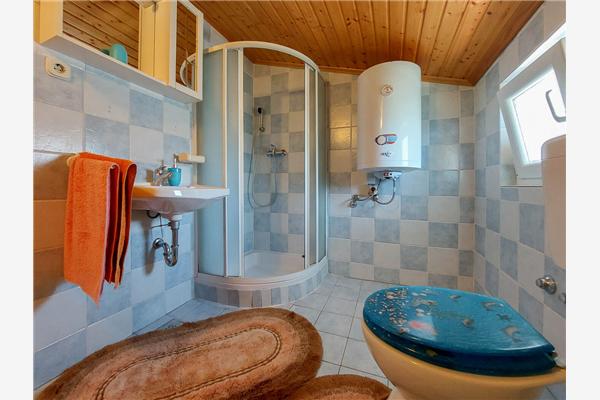 Apartment A2, for 6 persons