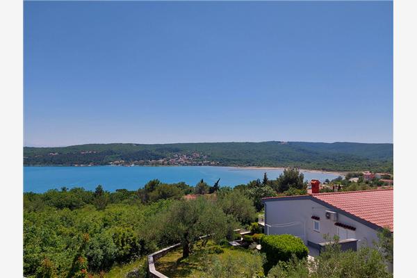 Apartment A2, for 6 persons