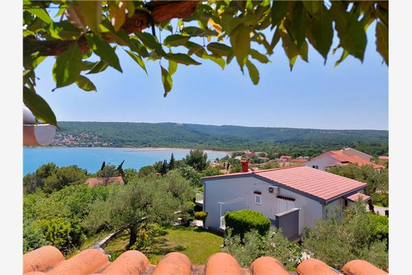 Apartment A2, for 6 persons