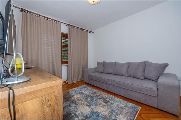 Apartment A2, for 5 persons