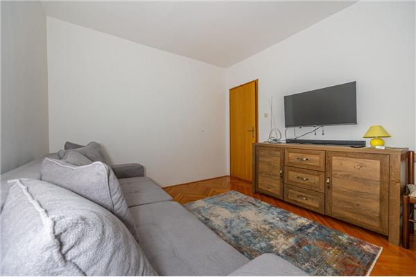 Apartment A2, for 5 persons