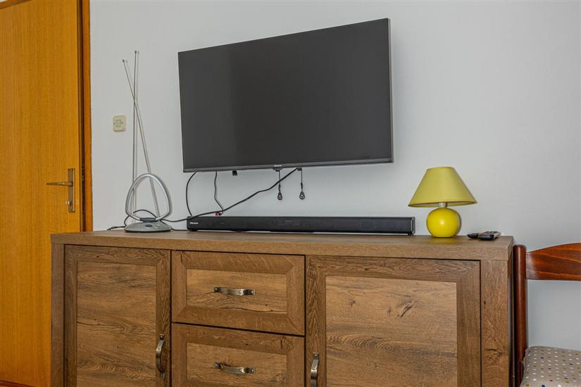 Apartment A2, for 5 persons