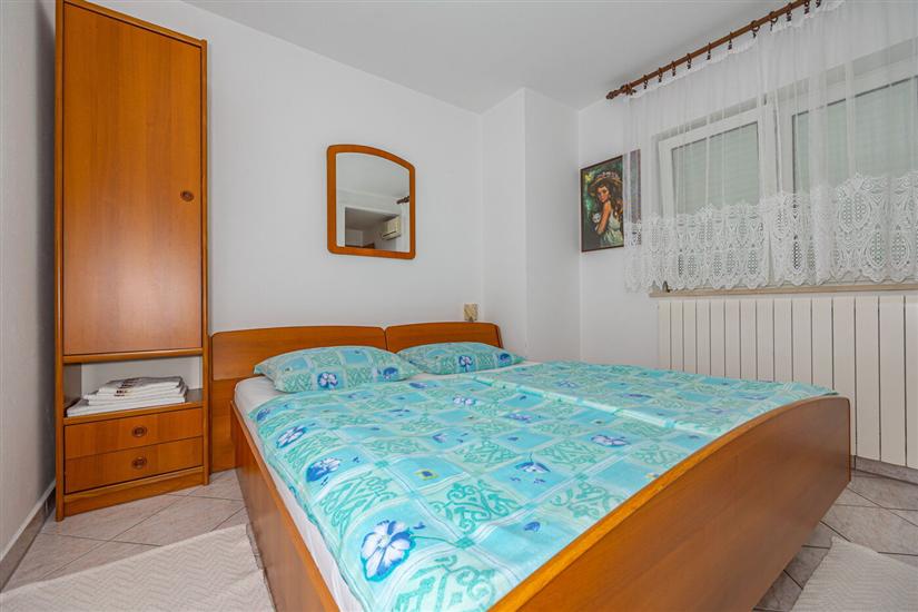 Apartment A2, for 5 persons