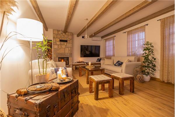 House K1, for 10 persons