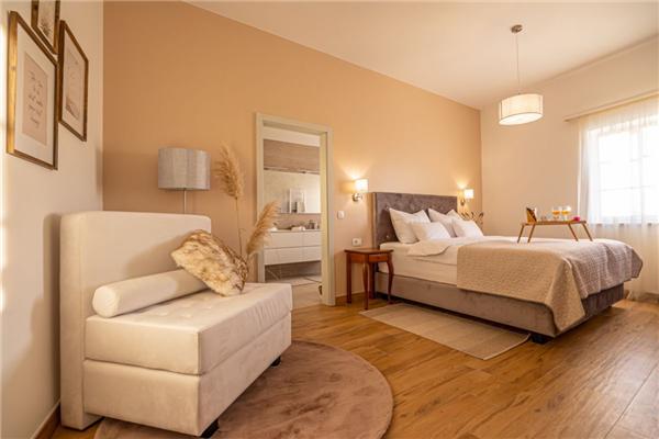 House K1, for 10 persons