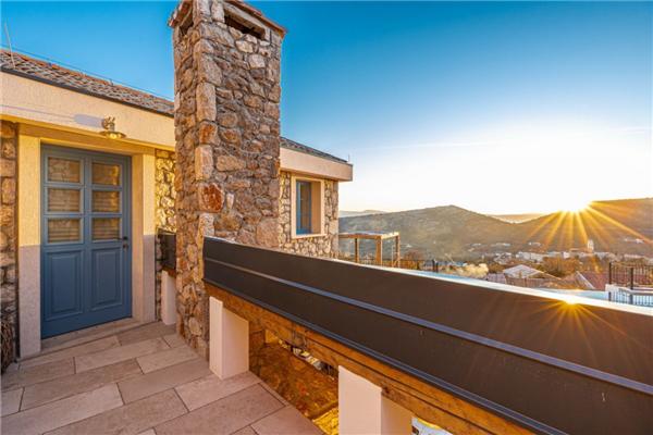 House K1, for 10 persons