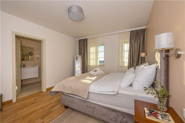 House K1, for 10 persons