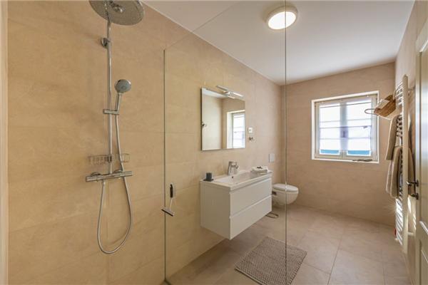 House K1, for 10 persons