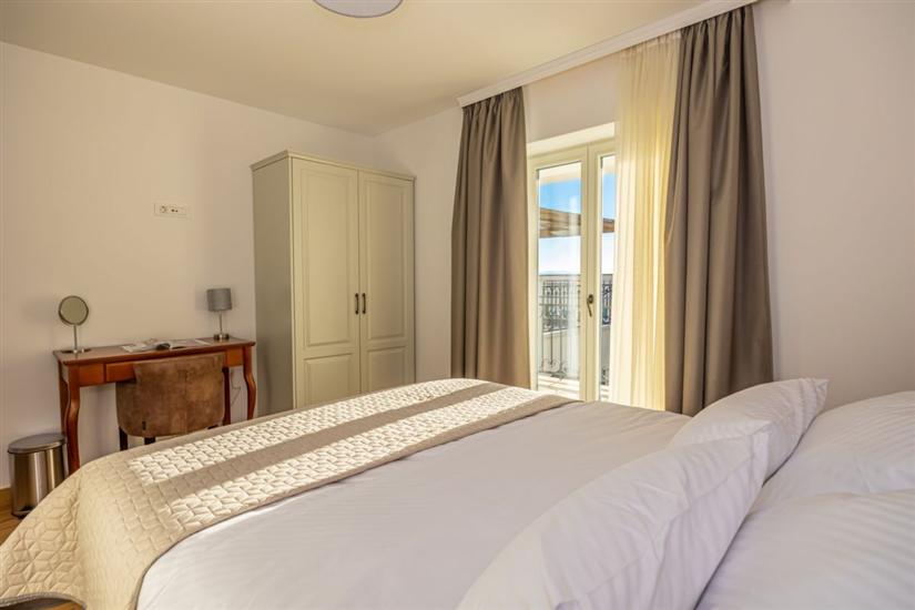 House K1, for 10 persons