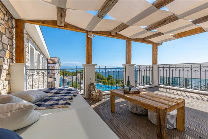 House K1, for 10 persons