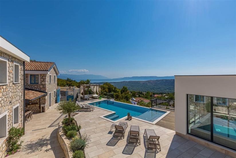 House K1, for 10 persons