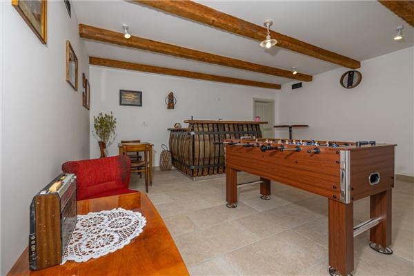 House K1, for 10 persons