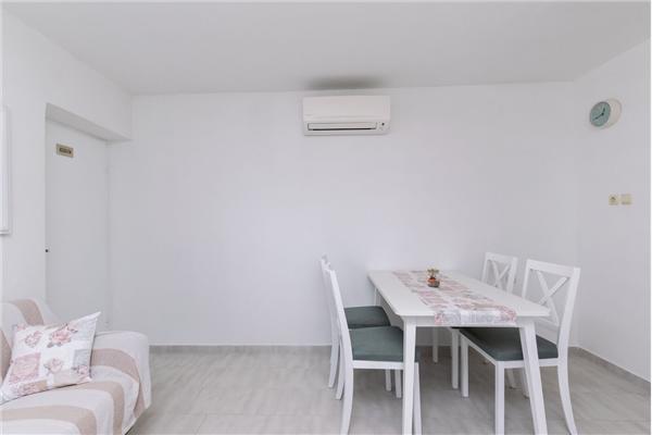 House K1, for 4 persons