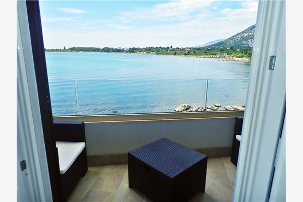 Apartment A1, for 5 persons